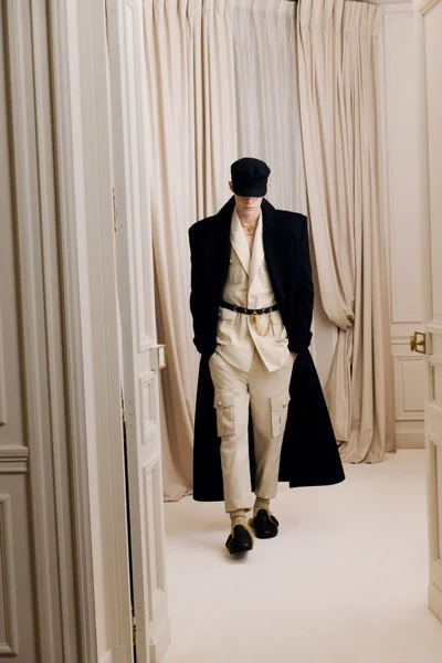 Look 35